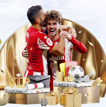 偏了一点！特罗萨德禁区内大力劲射，皮球偏出右门柱